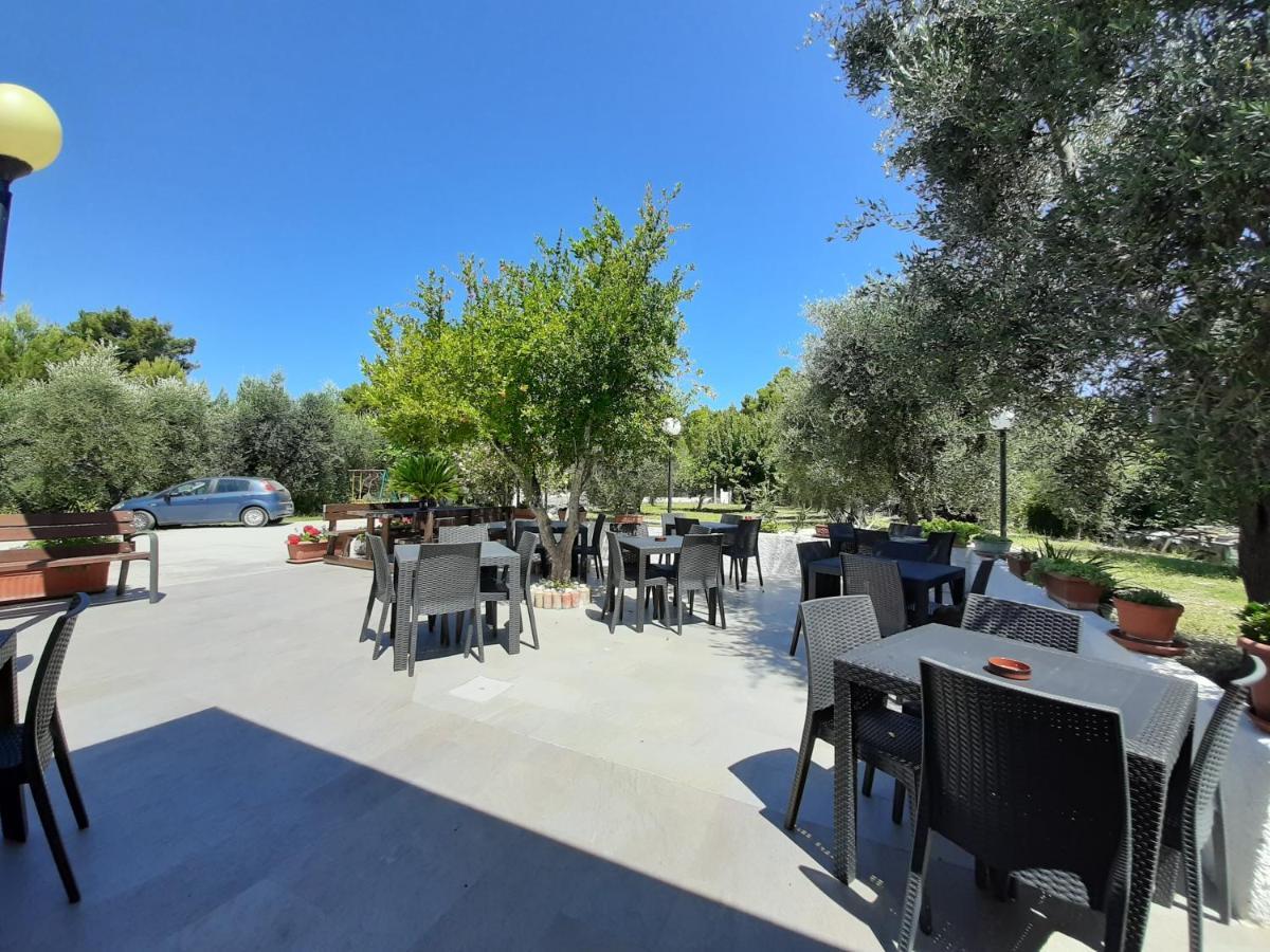 بيسْكيتْشّي Osteria B&B Il Rifugio المظهر الخارجي الصورة